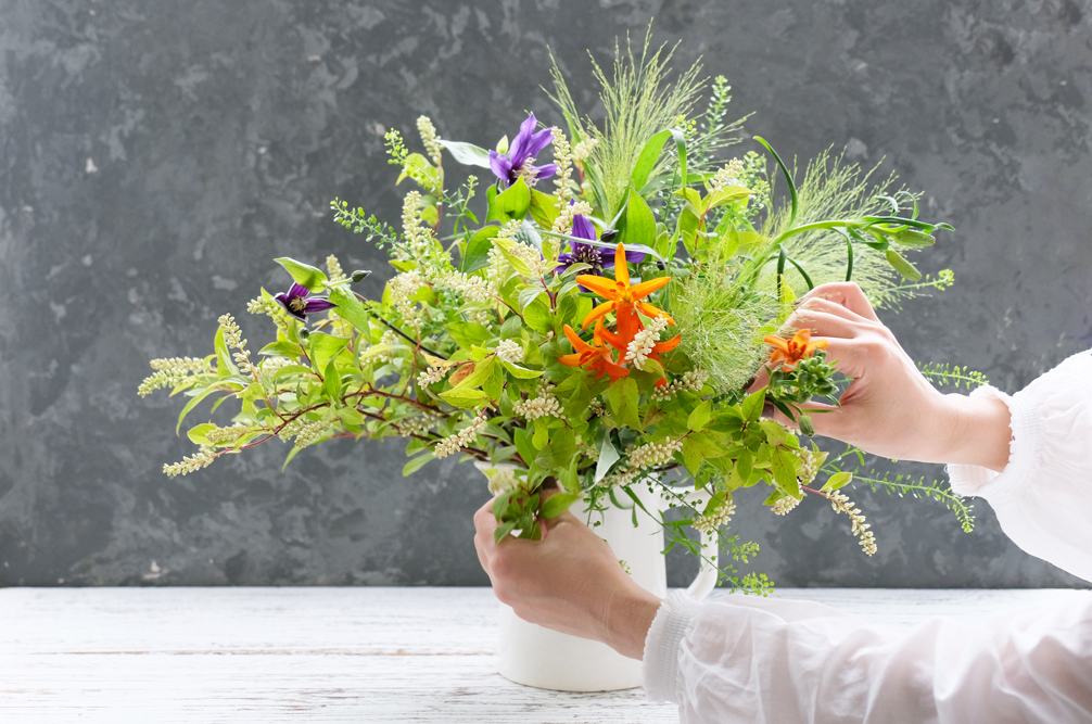 第一話　夏至の花あしらい「リョウブ」